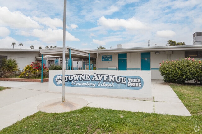 The entrance sign to Town Ave Elementary.