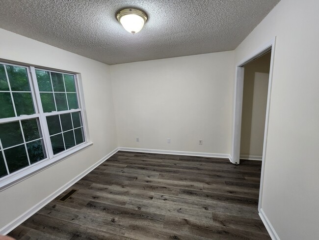 1140 Towne Square Ln, Athens, GA 30607 - photo 6