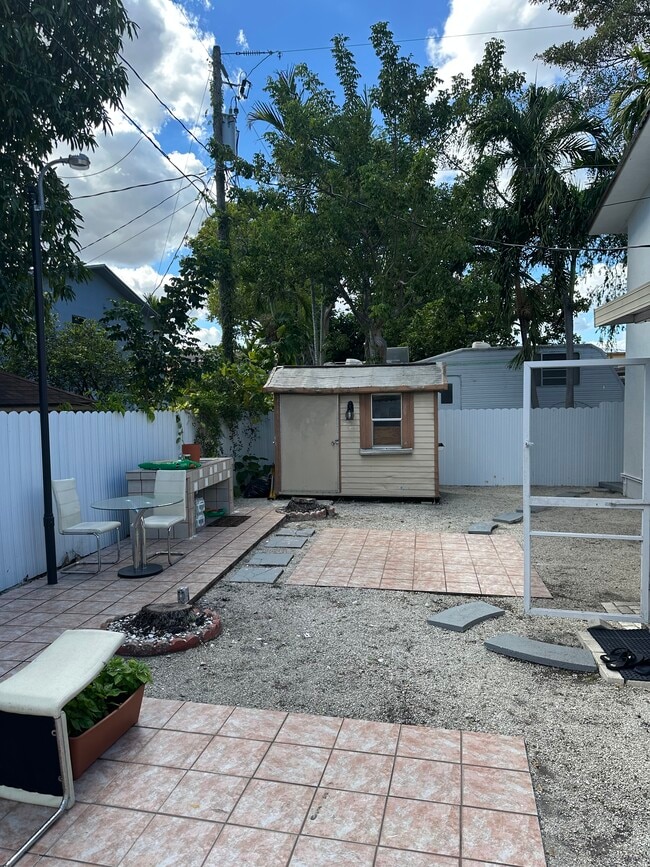 2934 SW 11th St unit 2, Miami, FL 33135 - photo 7