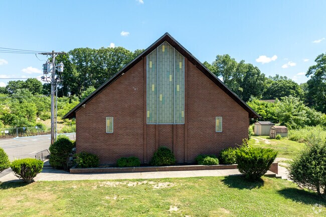 Northeastern Adventist Academy is located in Bridgeport, Connecticut.