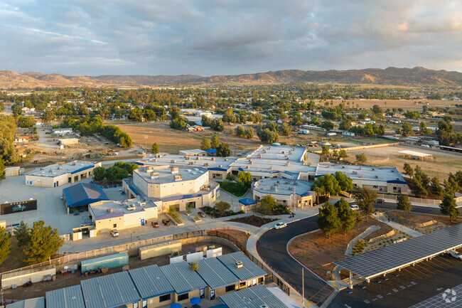 Nuview Bridge Early College High School in Nuevo aims for success.