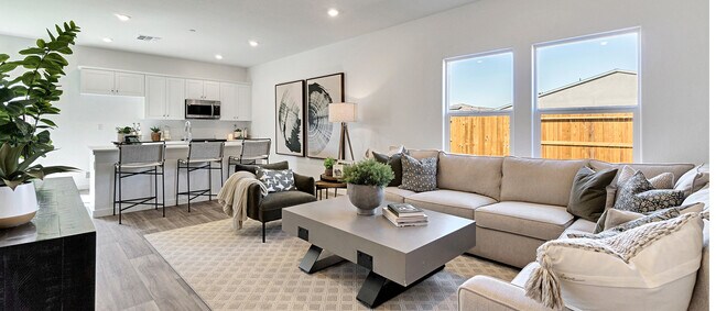 8304 Healy Pass Ave unit 38154355, Bakersfield, CA 93313 - photo 4