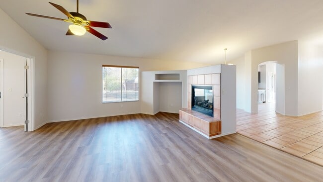 2321 W Silvergate Place, Tucson, AZ 85745 - photo 2