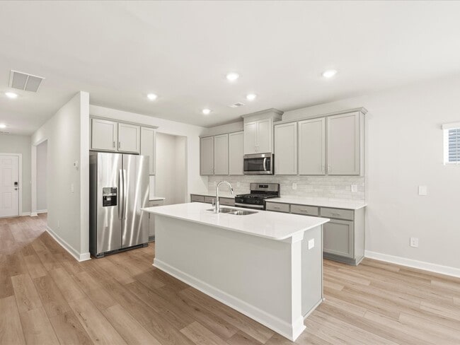 1604 Switchback Cir, Moore, SC 29369 - photo 6