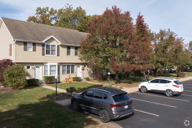 Colfax Townhomes, Mishawaka, IN 46545 - photo 6