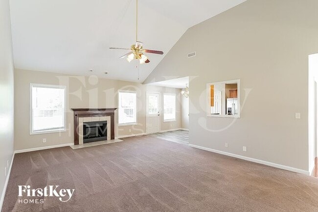 3426 N Henderson Way, Clarksville, TN 37042 - photo 3