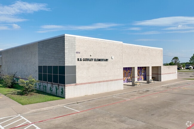 Godley Elementary School serves students in grades K-8.