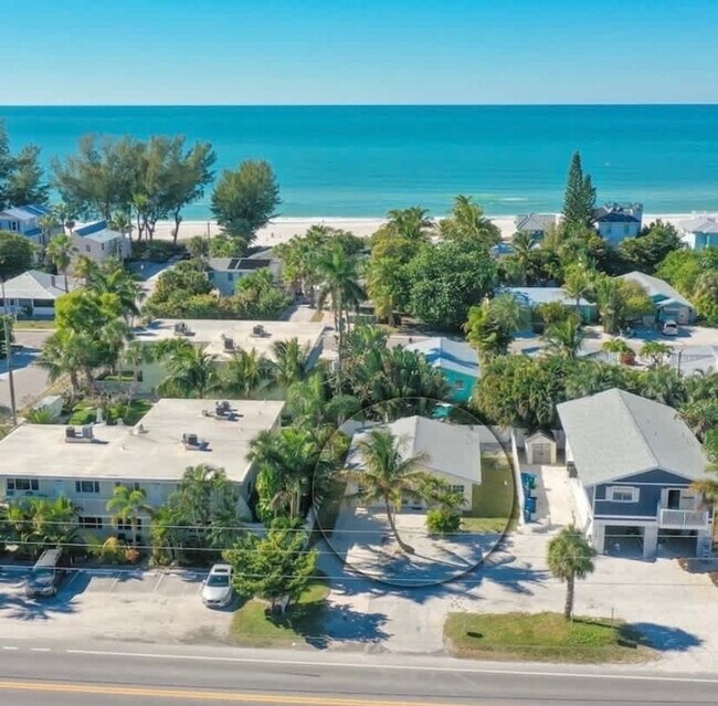 3006 Gulf Dr unit ID1363942P, Holmes Beach, FL 34217 - photo 5