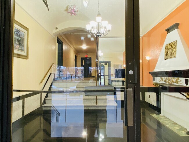 50 Anderson St unit E8, Hackensack, NJ 07601 - photo 3