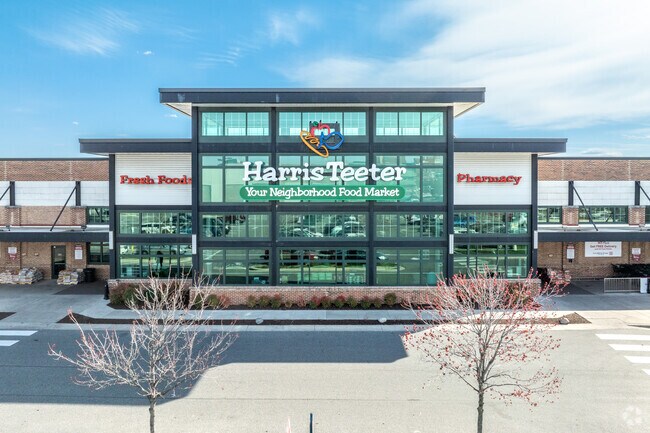Harris Teeter is a great grocery option in Jonestown.