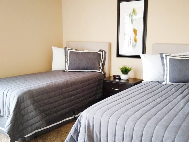 Wake Robin Apartments, Columbus, OH 43229 - photo 4