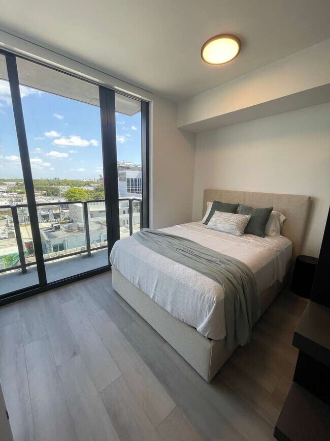 160 NW 32nd St Unit S3, Miami, FL 33127