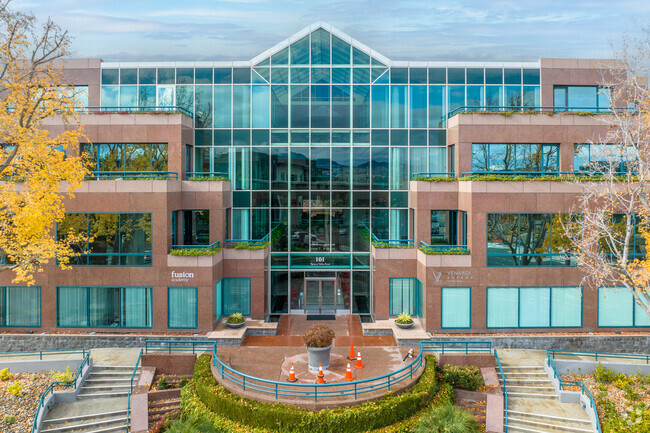 Fusion Academy Walnut Creek Downtown offers plenty of learning activities.