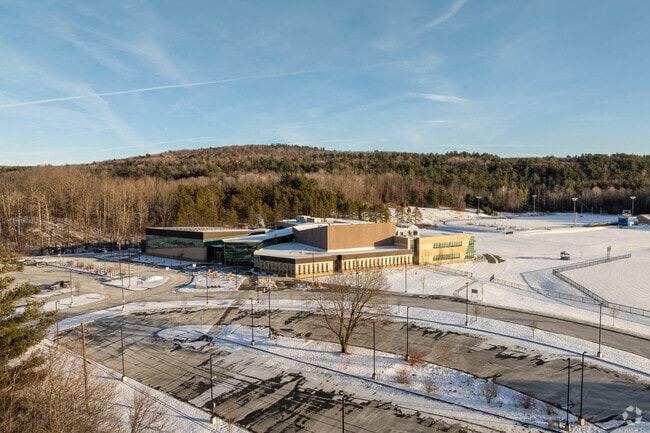 Wahconah Regional High School is located in Dalton, MA.
