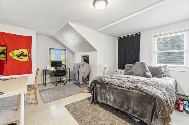 4801 Calvert Rd, College Park, MD 20740 - photo 3