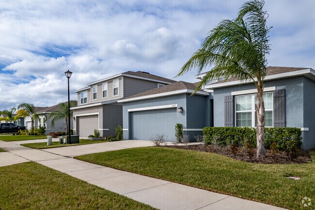 New construction homes are rapidly emerging throughout Midway.