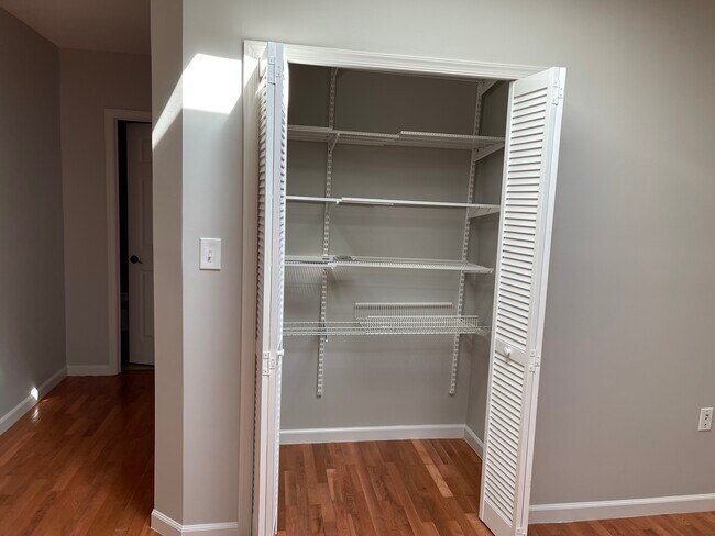 1952 3rd St NE unit 201, Washington, DC 20002 - photo 5