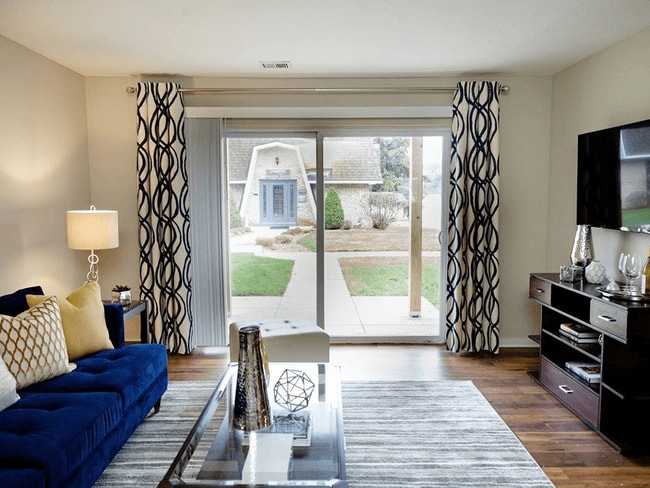 Lamberton Lake, Grand Rapids, MI 49525 - photo 3