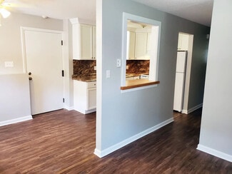 162 Sheffield Ln Unit 162, Bristol, CT 06010