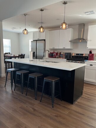 551 S Calle Santa Rosa, Palm Springs, CA 92264