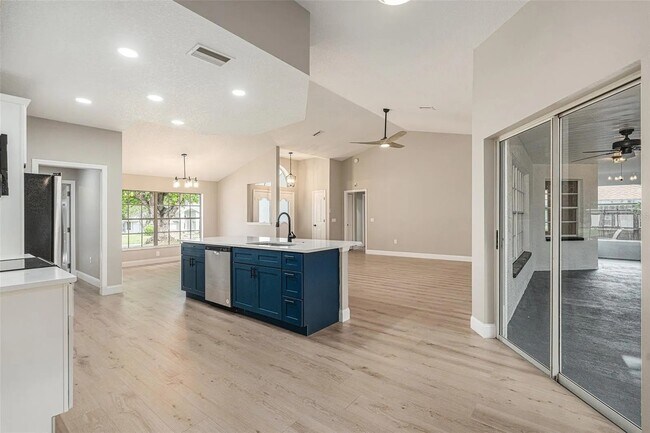 5092 Abagail Dr, Spring Hill, FL 34608 - photo 3