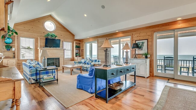 630 Parker Dr unit ID1253441P, Pawleys Island, SC 29585 - photo 3