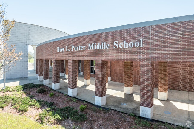 Huey L. Porter Middle School serves 373 students in Canton.