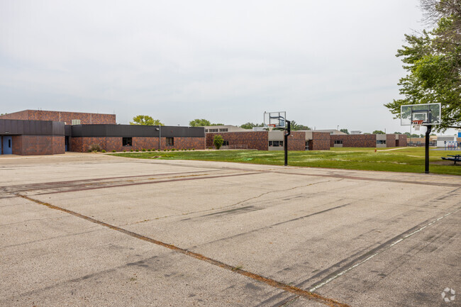 Anderson Elementary School offers a playground to its students.