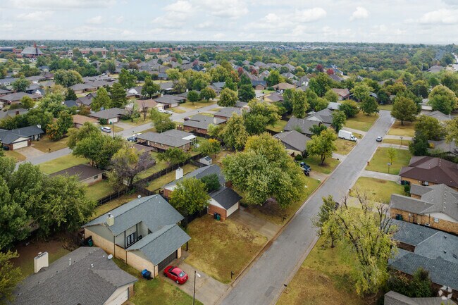 Aerial view of charming homes in Smiling Hill/Whispering Heights.