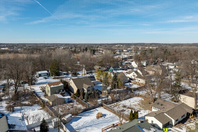 Jackson offers family-friendly housing near Ann Arbor schools.