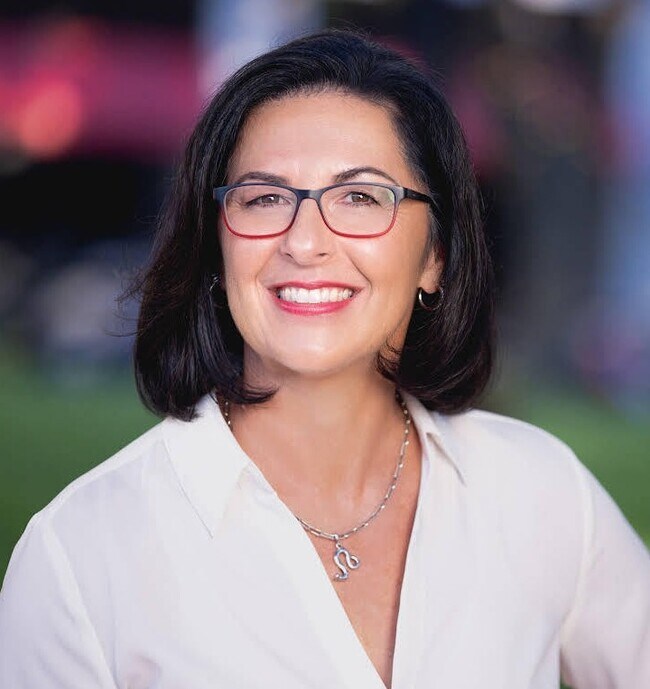 Janet Maresca-Cruz