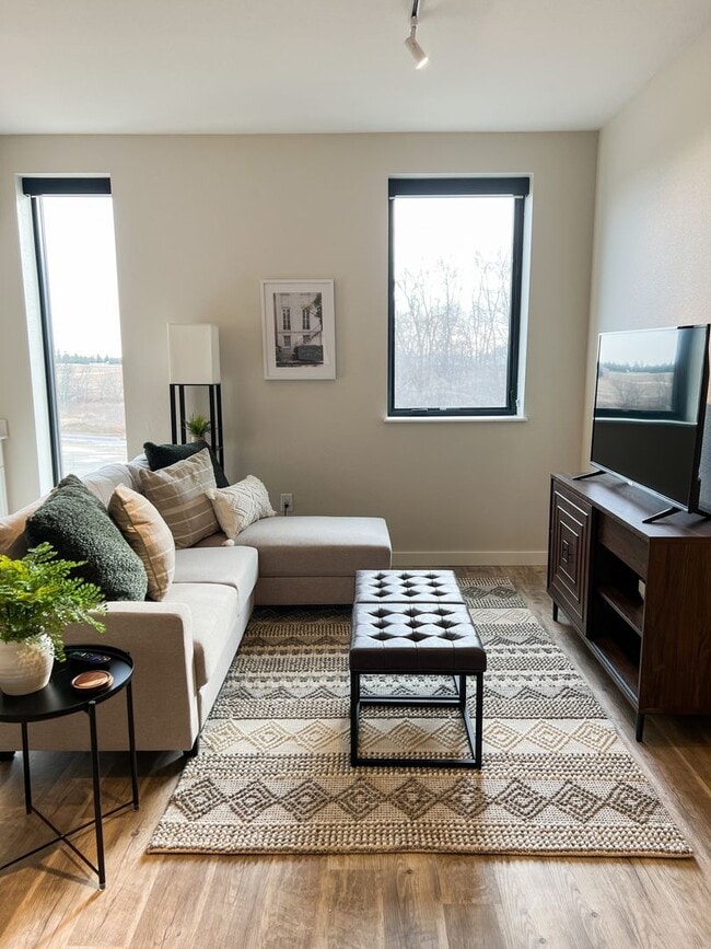 Briar Grove Apartments (Building D), Decorah, IA 52101 - photo 4