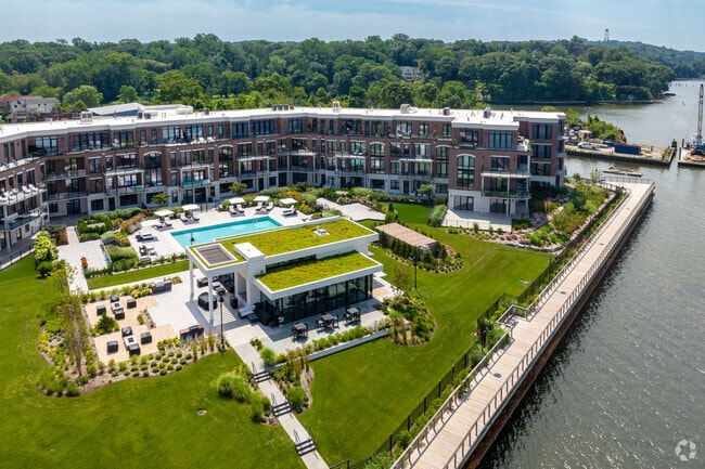 The Residences at Glen Harbor is a luxe oasis providing resort-style living in Glenwood Landing.