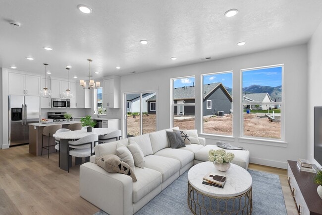 544 N 800 W, Smithfield, UT 84335 - photo 7