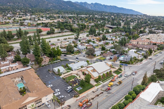 Fairhaven Christian Academy is located in Glendale.