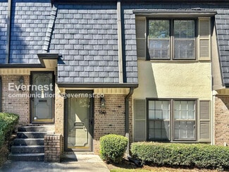 160 Lablanc Way NW, Atlanta, GA 30327