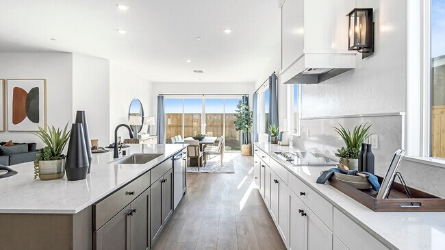 0 Clovis Ave unit 36230524, Clovis, CA 93619 - photo 5