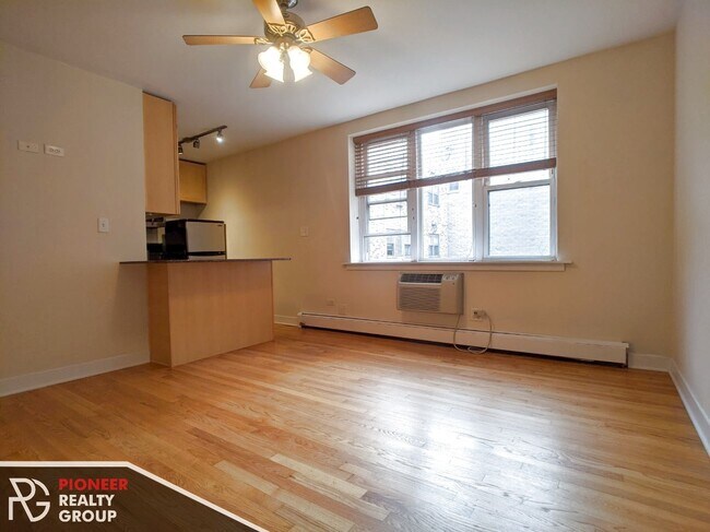643 W Wrightwood Ave unit 311, Chicago, IL 60614 - photo 4