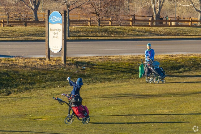 SouthRidge Golf Club enhances the neighborhood appeal of Huntington Hills.