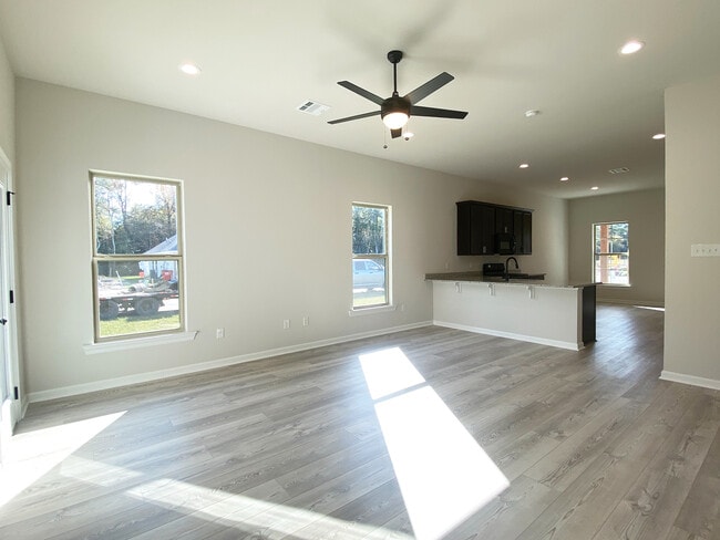 32635 Flower Tree Ct, Walker, LA 70785 - photo 5