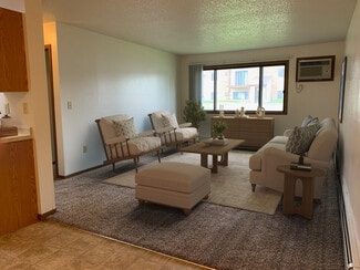 1415 14th Ave E, West Fargo, ND 58078