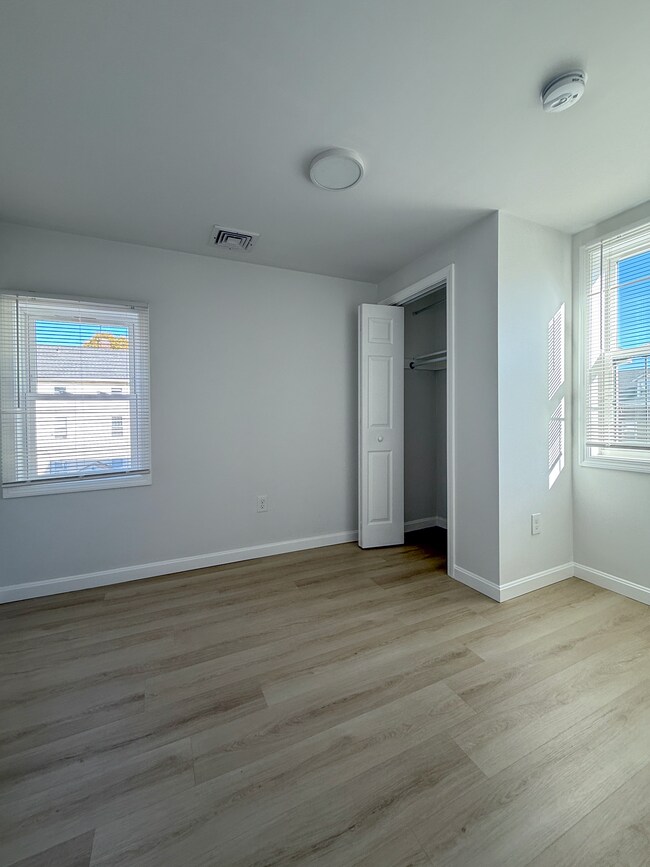 39 Schofield St unit 1, Providence, RI 02903 - photo 4