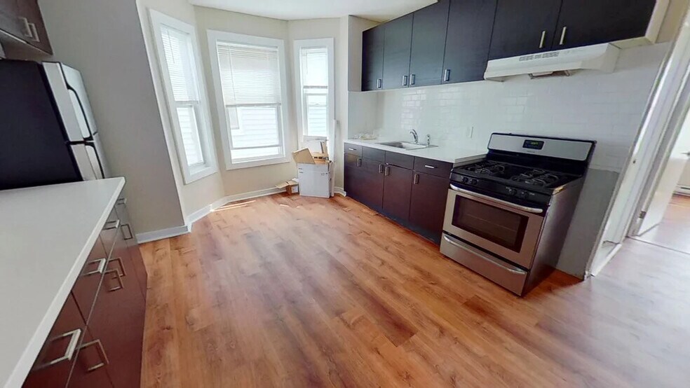 121 George St unit 2, Roxbury, MA 02119 - photo 1