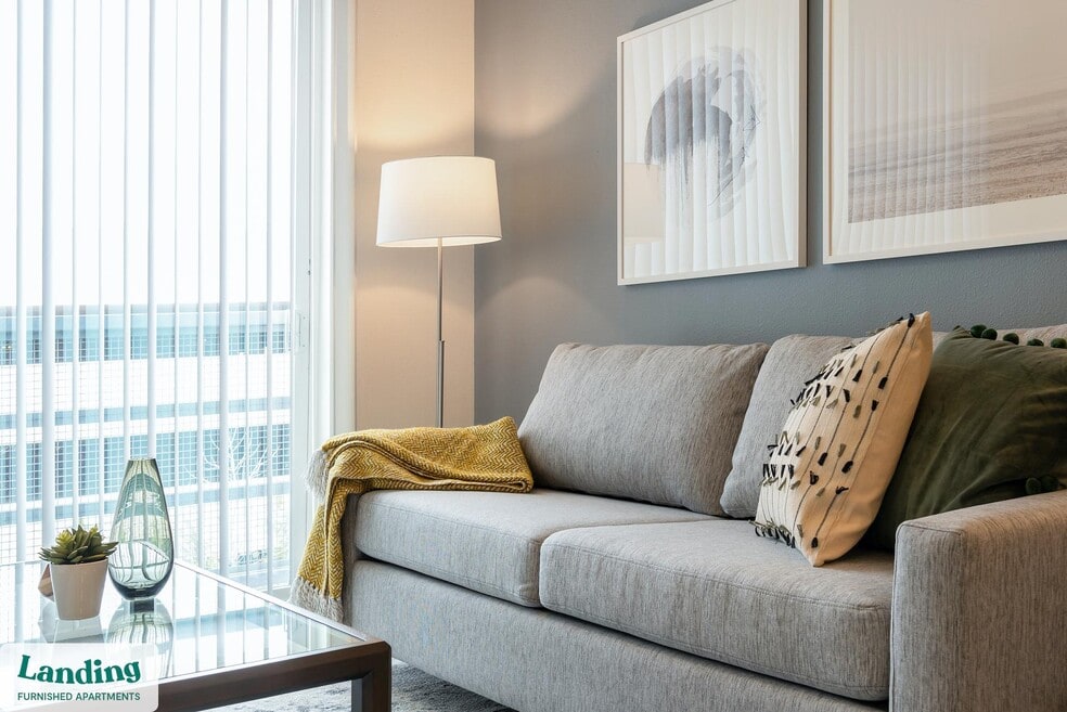 1001 S Center St unit 1118.1413207, Arlington, TX 76010 - photo 1