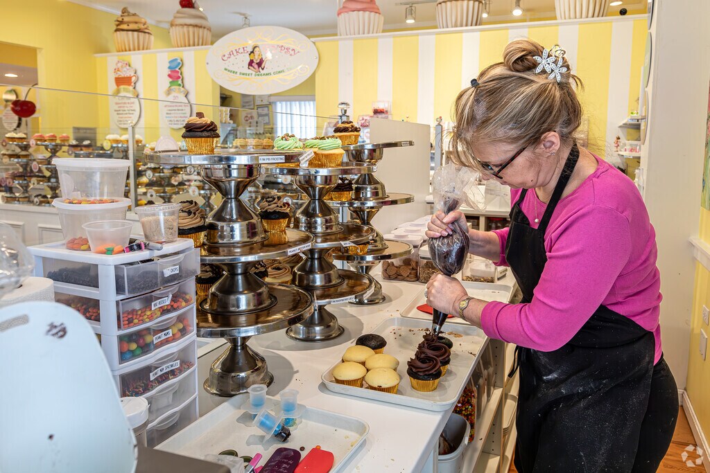 45 Lord Davis Ln, Avon, CT 06001 MLS 24054427