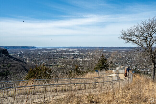 Take a walk down to the lookout atop Grandad Park.