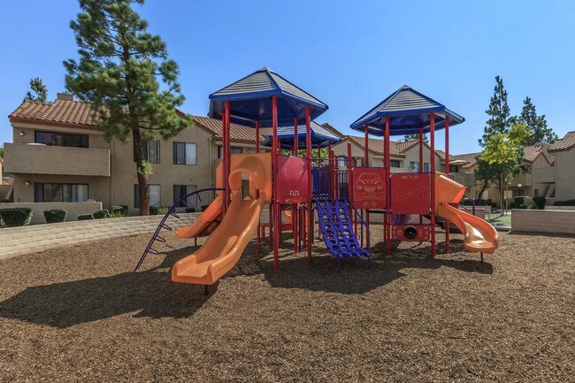 The Village, Newhall, CA 91321 - photo 7