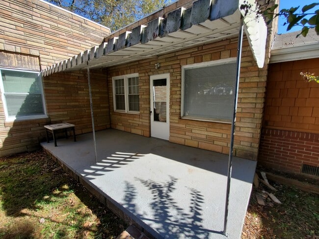 1713 Darwin Rd SE unit A, Smyrna, GA 30080 - photo 2