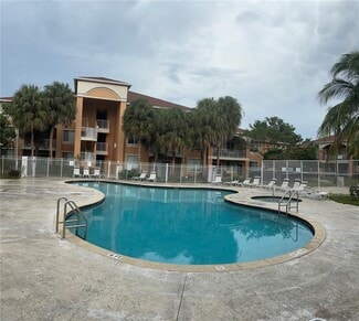 6900 SW 39th St Unit 107J, Davie, FL 33314