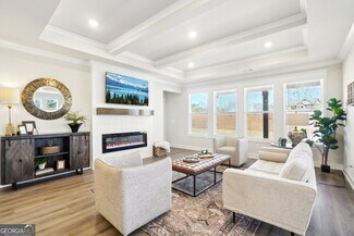 76 Rose Lake Ct, Hoschton, GA 30548